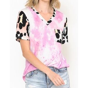Lilypad TIE DYE & ANIMAL PRINT SLEEVES CONTRAST TOP